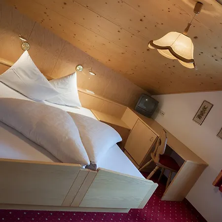 Schwarzer Adler Hotel Reschen