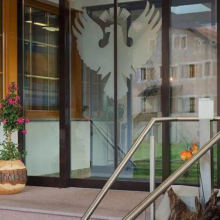 Schwarzer Adler Hotel 2*